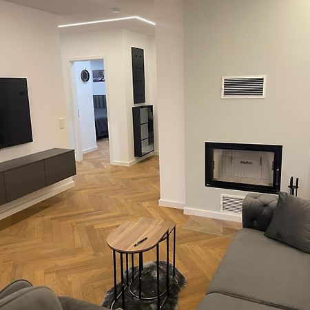 Neubau Apartment Mit Kamin Und Terrasse In Premium Lage Parkplatz Inklusive بيليفيلد المظهر الخارجي الصورة