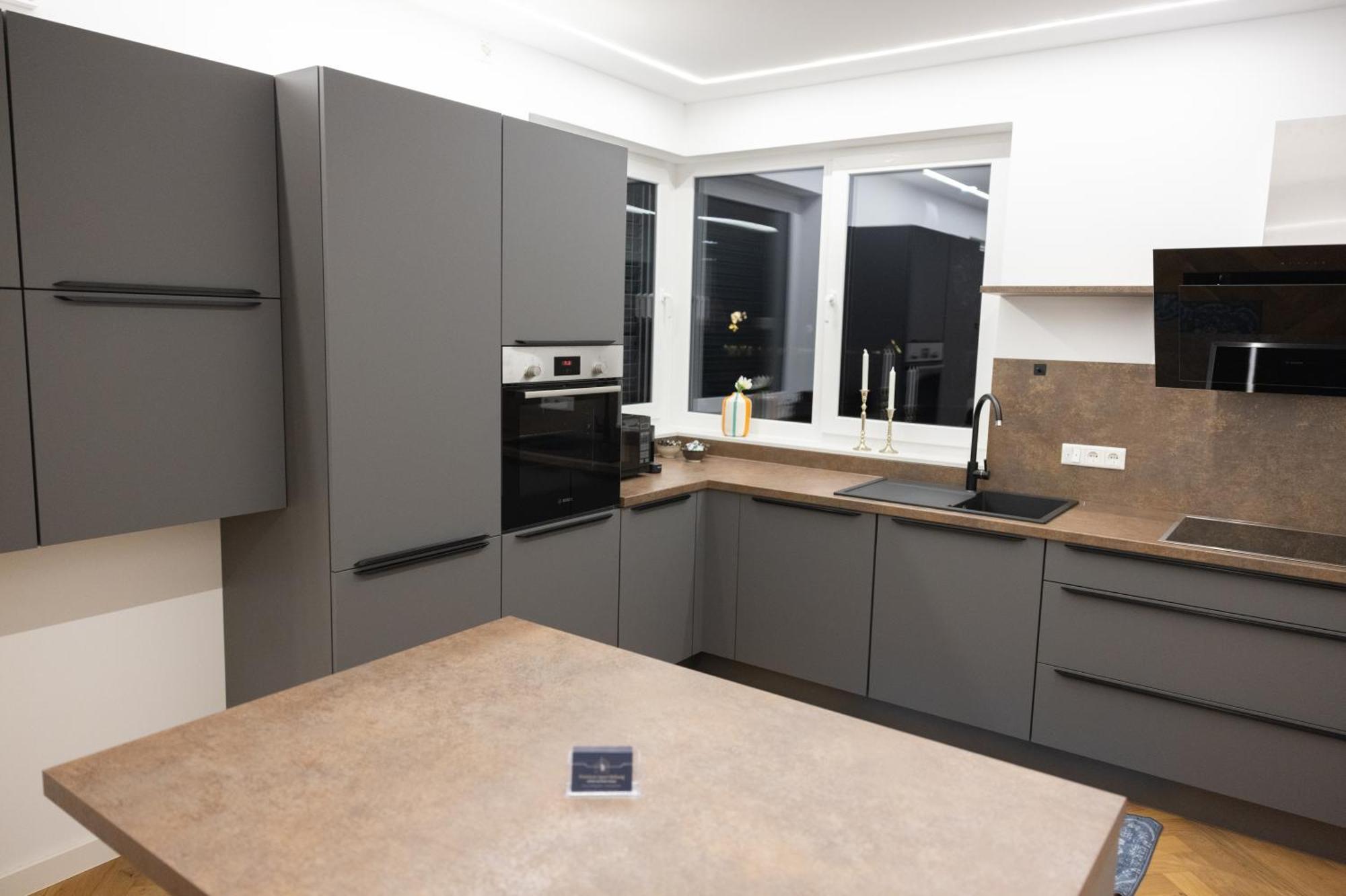 Neubau Apartment Mit Kamin Und Terrasse In Premium Lage Parkplatz Inklusive بيليفيلد المظهر الخارجي الصورة